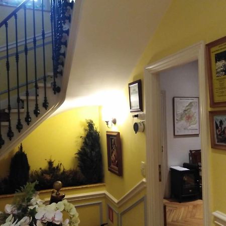 Hotel Posada Don Jaime San Lorenzo de El Escorial Kültér fotó