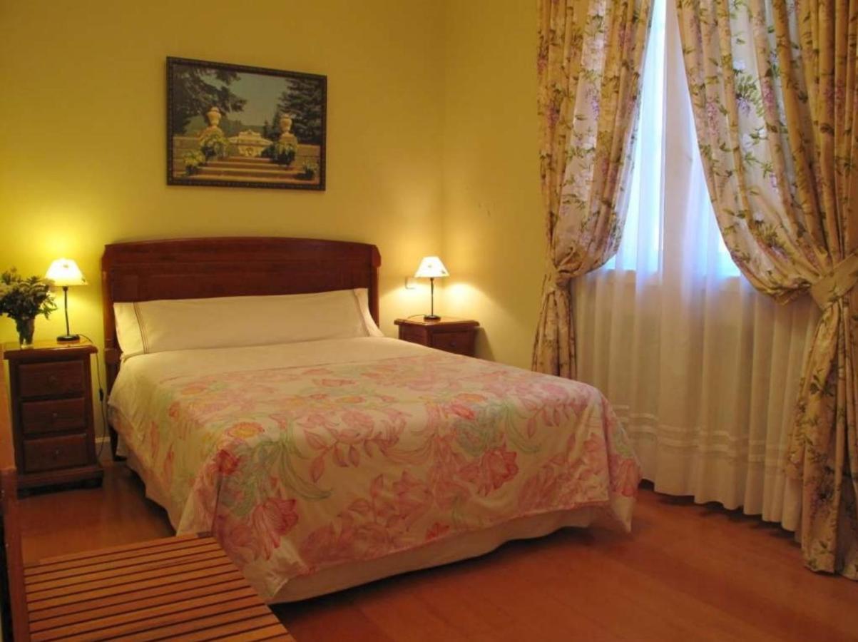 Hotel Posada Don Jaime San Lorenzo de El Escorial Szoba fotó
