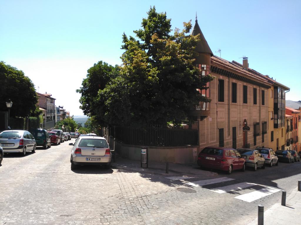 Hotel Posada Don Jaime San Lorenzo de El Escorial Kültér fotó