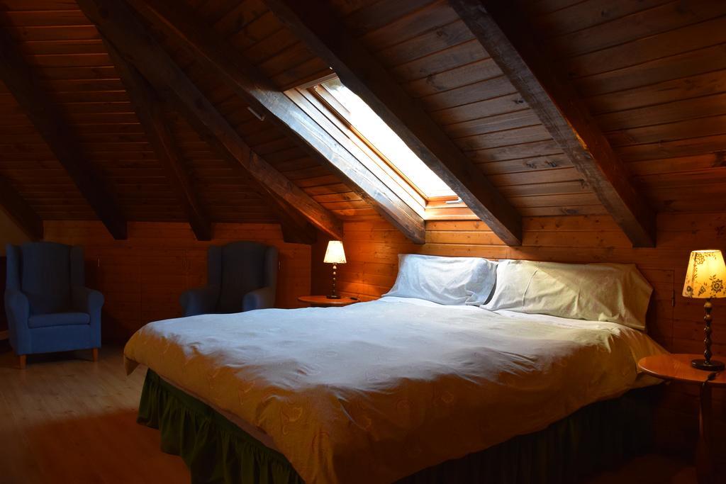 Hotel Posada Don Jaime San Lorenzo de El Escorial Szoba fotó